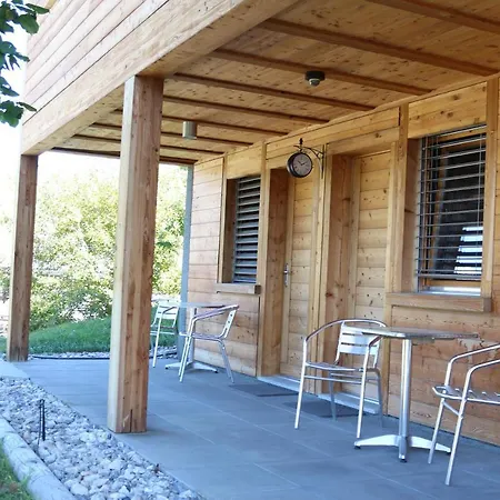 Chalet Tzarbonire *